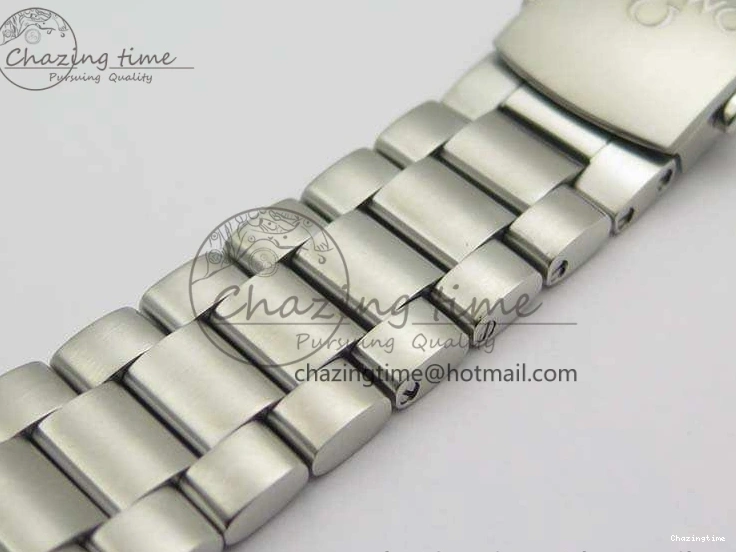 0218 Planet Ocean Master Chrono SS OM 1:1 Best Edition Gray Dial On SS Bracelet A9900 V Efficient 8116